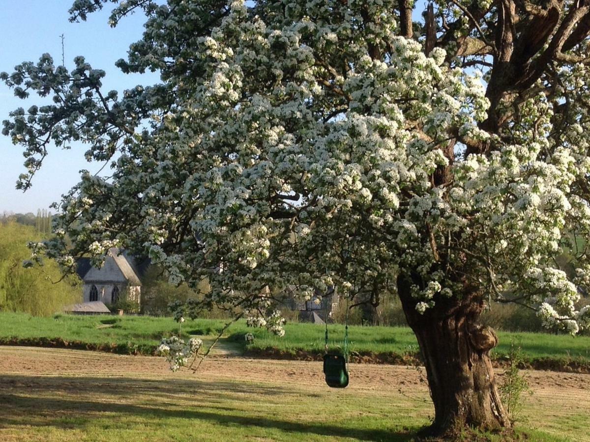 L'Orchard Bed and Breakfast Bonneville-la-Louvet Buitenkant foto